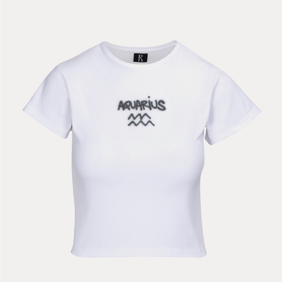 Réalisation Par Aquarius Tee - Picture 1 of 3